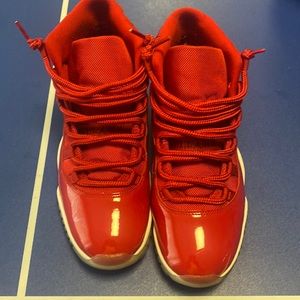 Air Jordan 11 win like 96 with no box